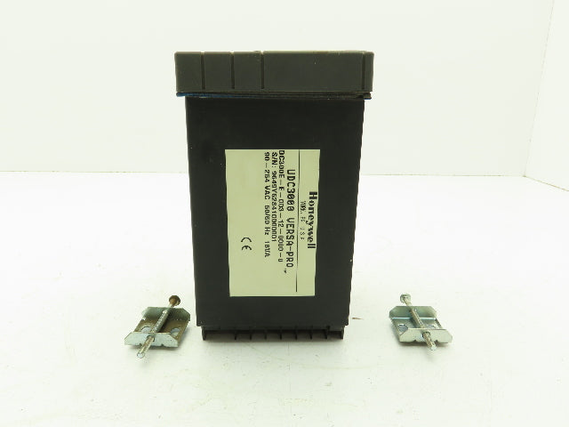 Honeywell DC300E-E-003-12-0000-0 Versa-Pro Digital Temperature Controller