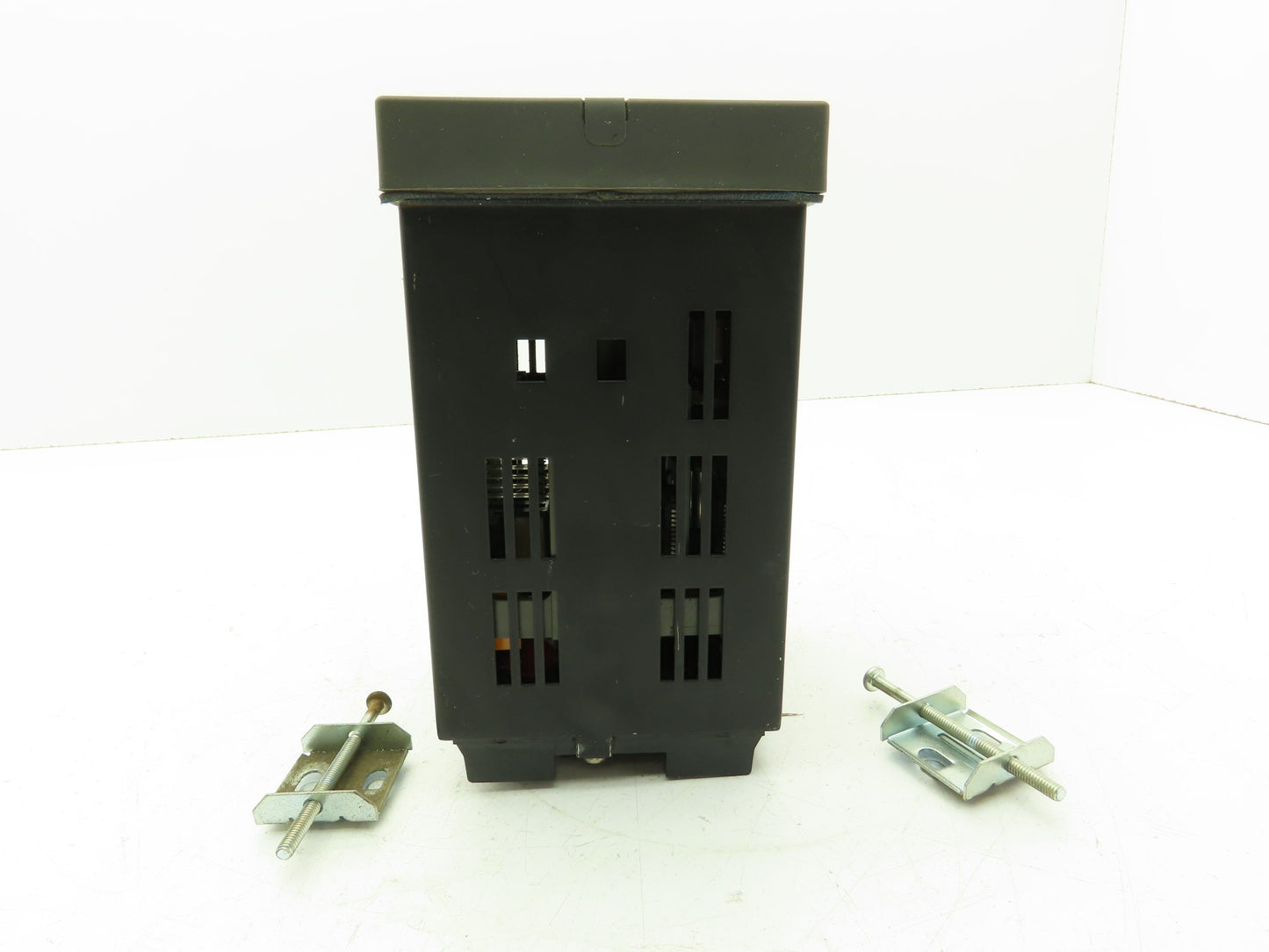 Honeywell DC300E-E-003-12-0000-0 Versa-Pro Digital Temperature Controller