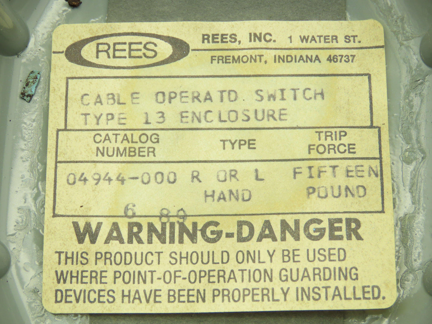 Rees 04944-000 Rope/Cable Operated Switch NO/NC Contacts R/L Hand 15Lb 250V Max