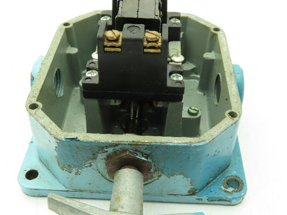 Rees 04944-000 Rope/Cable Operated Switch NO/NC Contacts R/L Hand 15Lb 250V Max