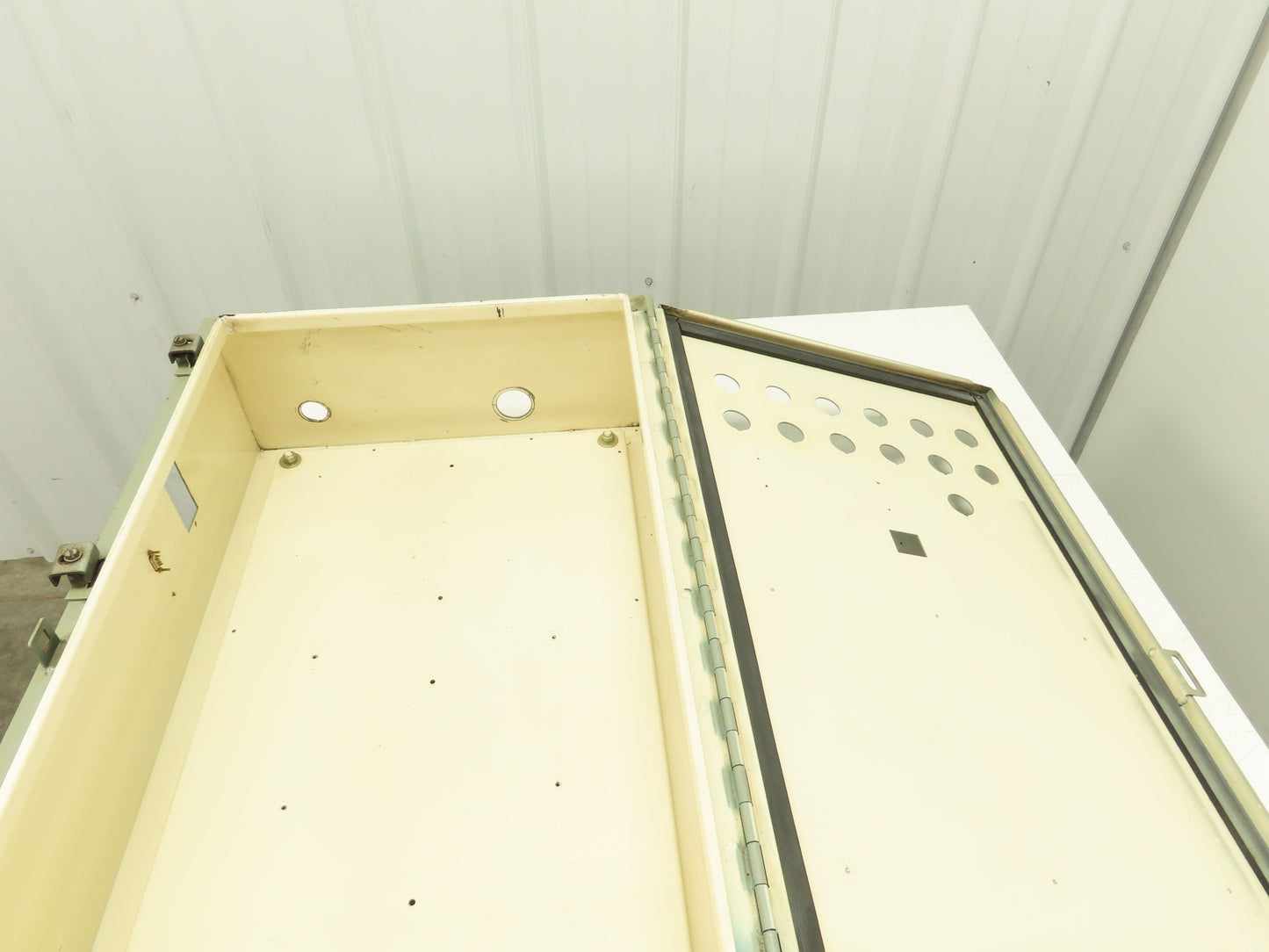 Hoffman A302008LP Electrical Enclosure Control Panel 30X20X8" Back Panel