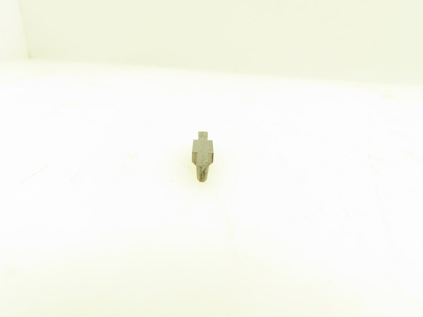 Dikar Tool AD576-6734 Carbide Insert Grade VC125   Lot of 40pcs