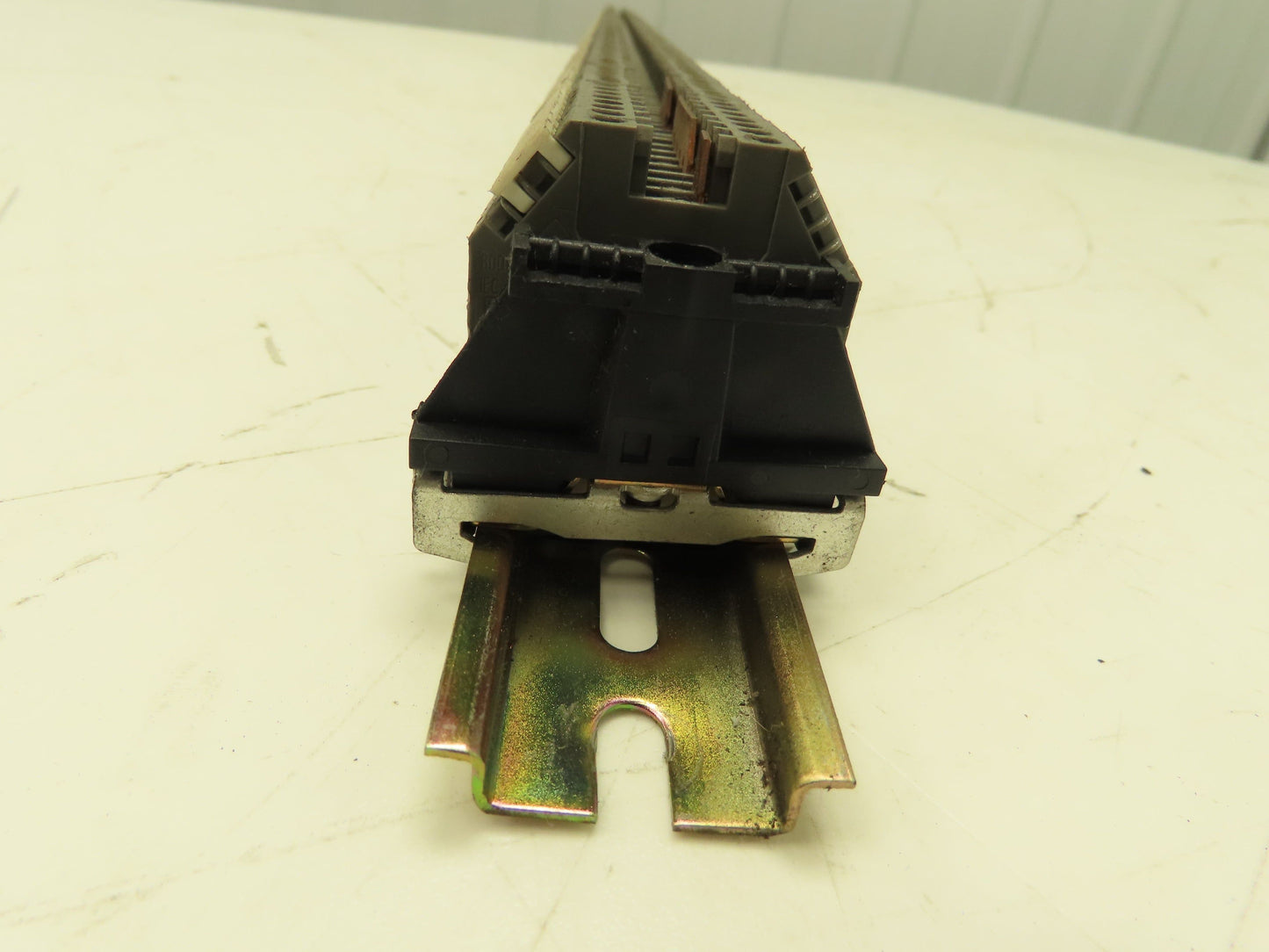 Kema Keur WK2.5/U Terminal Block 39" DIN Rail Strip 24-12 AWG  (190pcs)