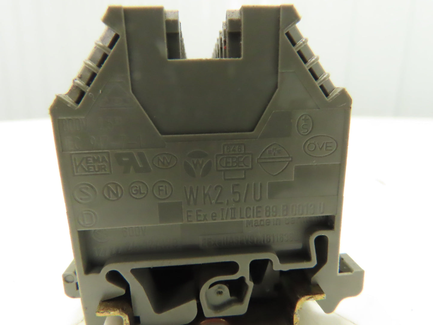 Kema Keur WK2.5/U Terminal Block 39" DIN Rail Strip 24-12 AWG  (190pcs)