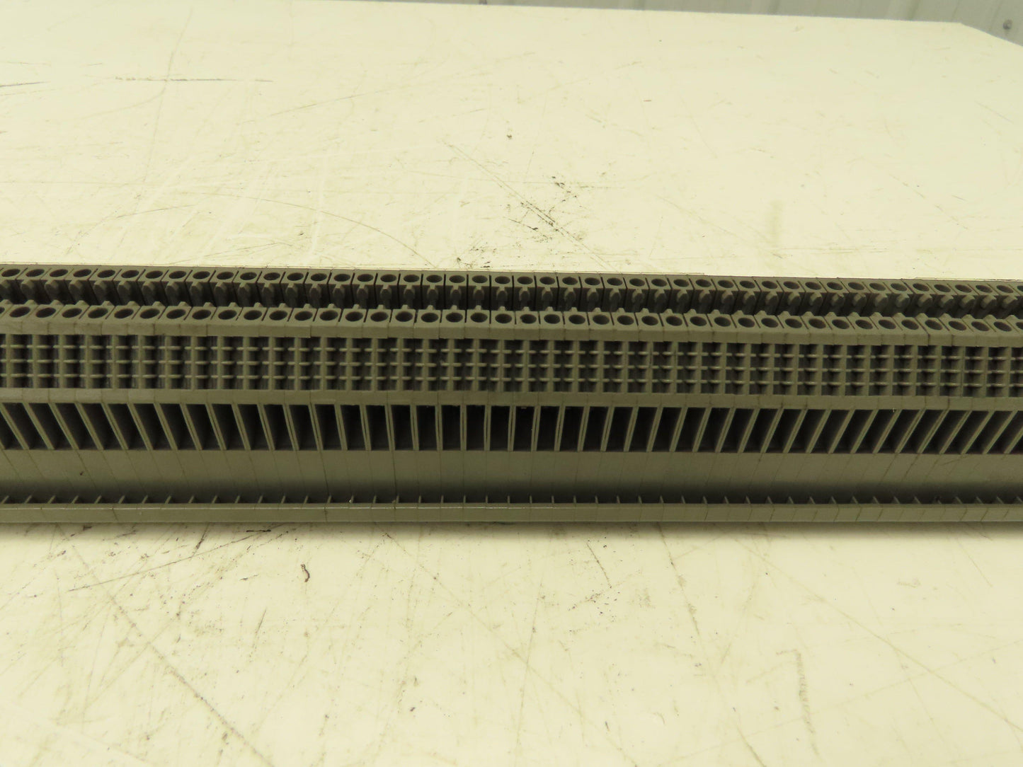 Kema Keur WK2.5/U Terminal Block 39" DIN Rail Strip 24-12 AWG  (190pcs)