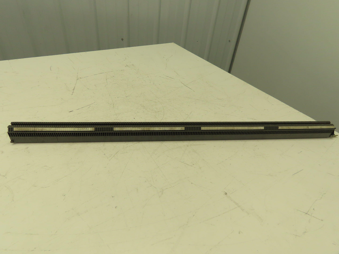 Kema Keur WK2.5/U Terminal Block 39" DIN Rail Strip 24-12 AWG  (190pcs)