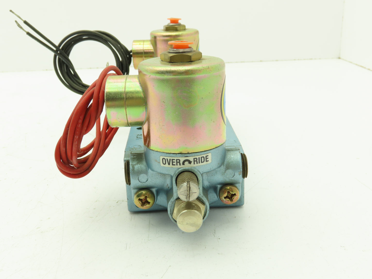 Skinner S3RRJAL2 Directional Control Valve 5-Way 3 Pos 120V 150 PSI 1/4" NPT