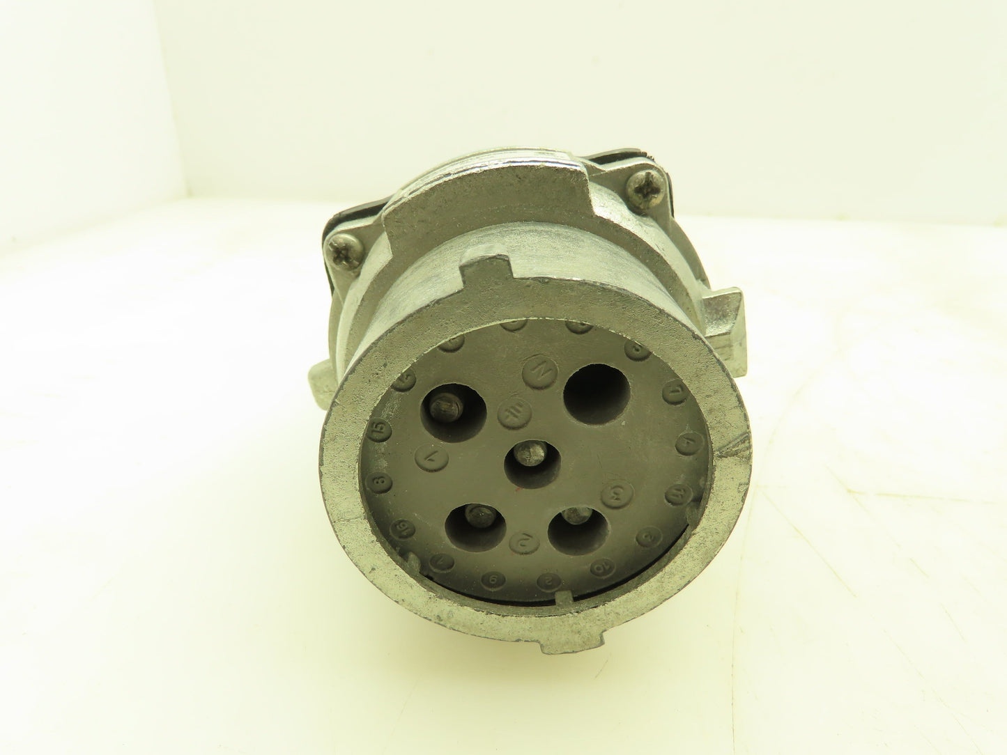 Meltric 19-18043 DN 30A Female Receptacle Plug 4W 3P 480V 3PH   Lot of 2