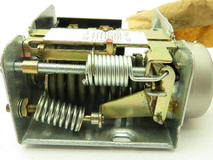 Johnson Controls A72AA-2 Temperature Control 15-55F Close High Opens Low