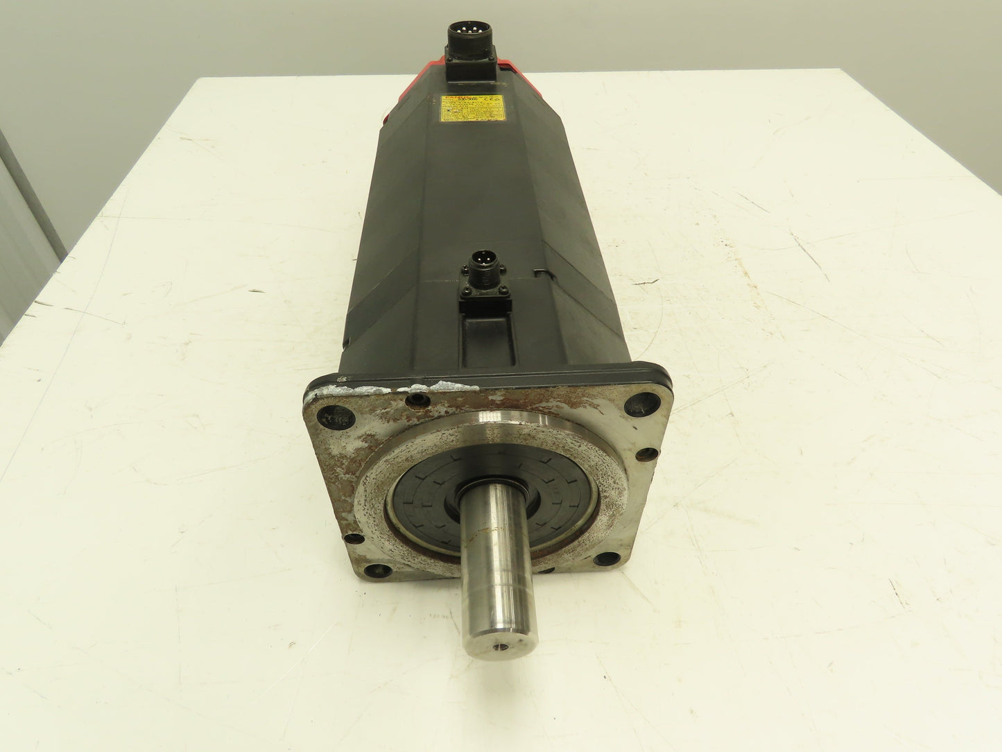 Fanuc A06B-0153-B175 Servo Motor 4.8kW 17A 3000 RPM 168V 3PH