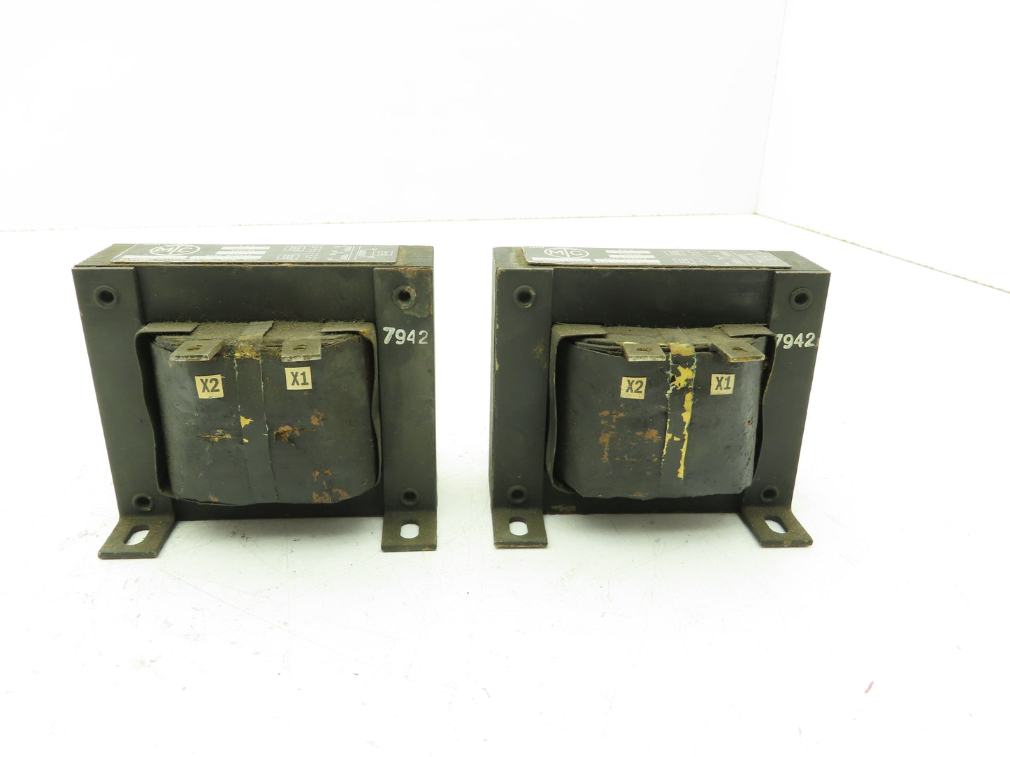 Milwaukee C1-13318 Control Transformer 0.075kva 240/480V Pri 120V Sec Lot of 2