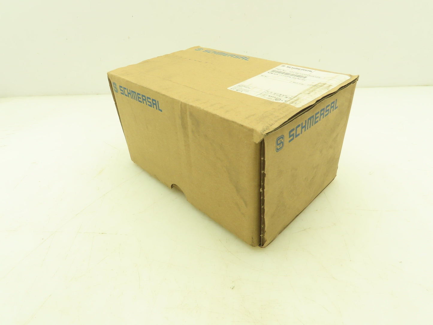 Schmersal AZM 415-11/11ZPK-24VAC/DC Solenoid Safety Interlock Switch Device