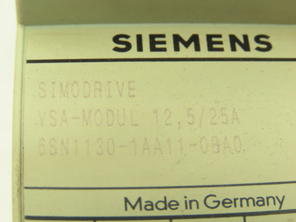 Siemens 6SN1130-1AA11-0BA0 Simodrive VSA Modul 12.5/25A Servo Controller