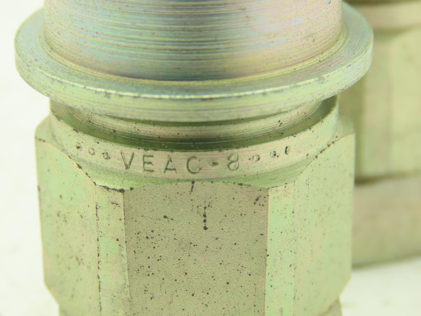 Snap-Tite VEAC8-8F Hydraulic Quick Disconnect Hose Coupling 1/2" FNPT  Lot of 2