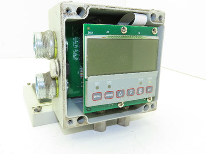 Dwyer DH11-002 Differential Pressure Controller Selectable 0.2500" WC