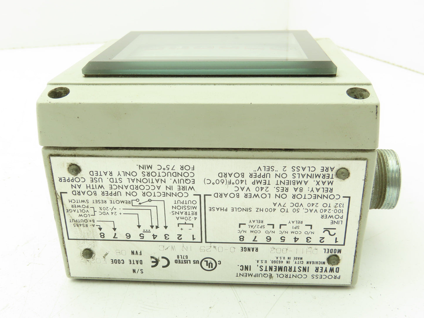 Dwyer DH11-002 Differential Pressure Controller Selectable 0.2500" WC