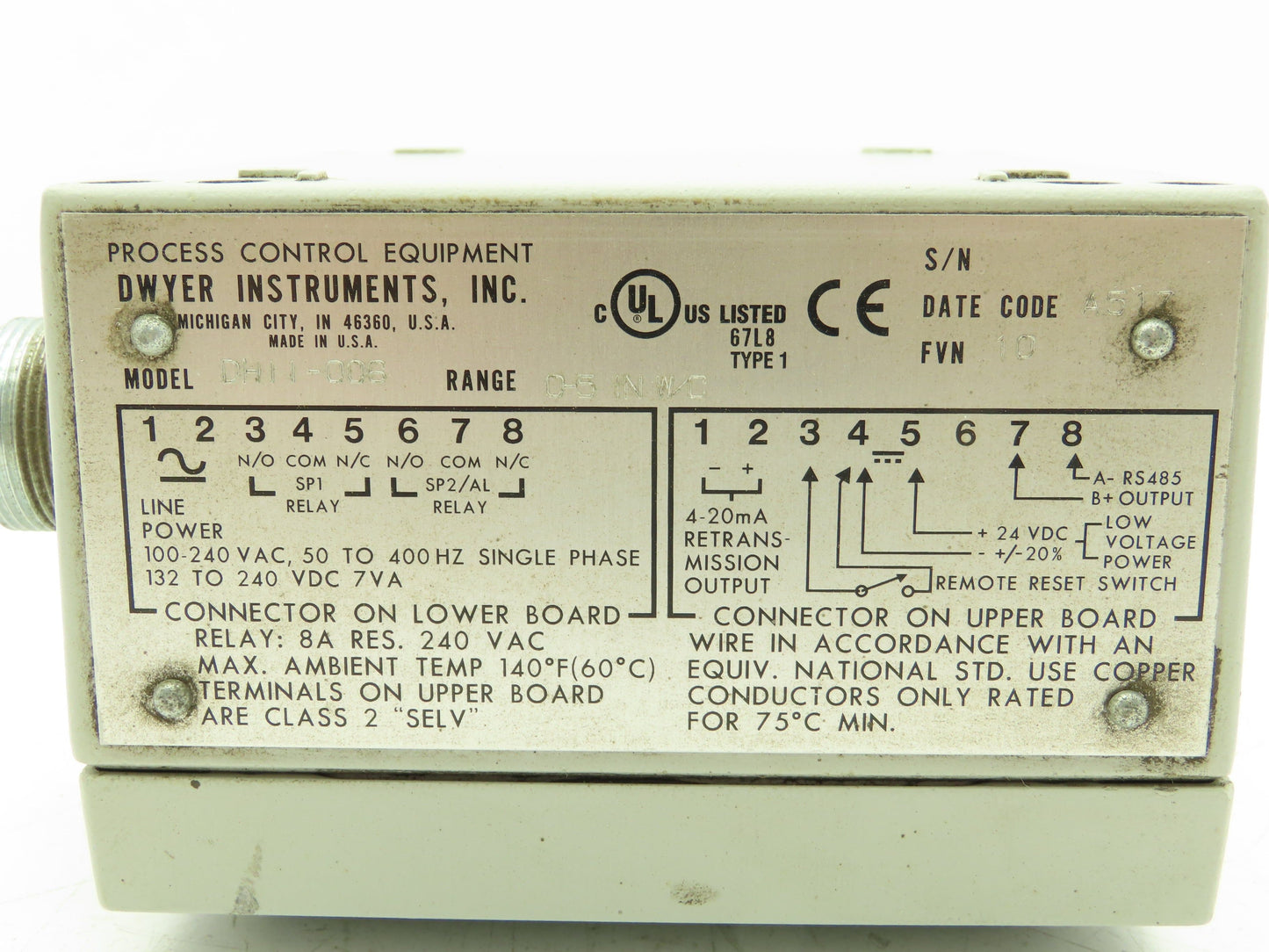 Dwyer DH11-006 Differential Pressure Controller Selectable 0.500" WC