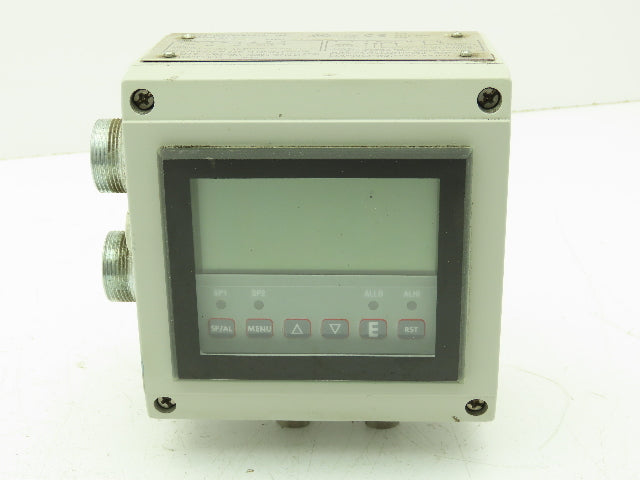 Dwyer DH11-006 Differential Pressure Controller Selectable 0.500" WC