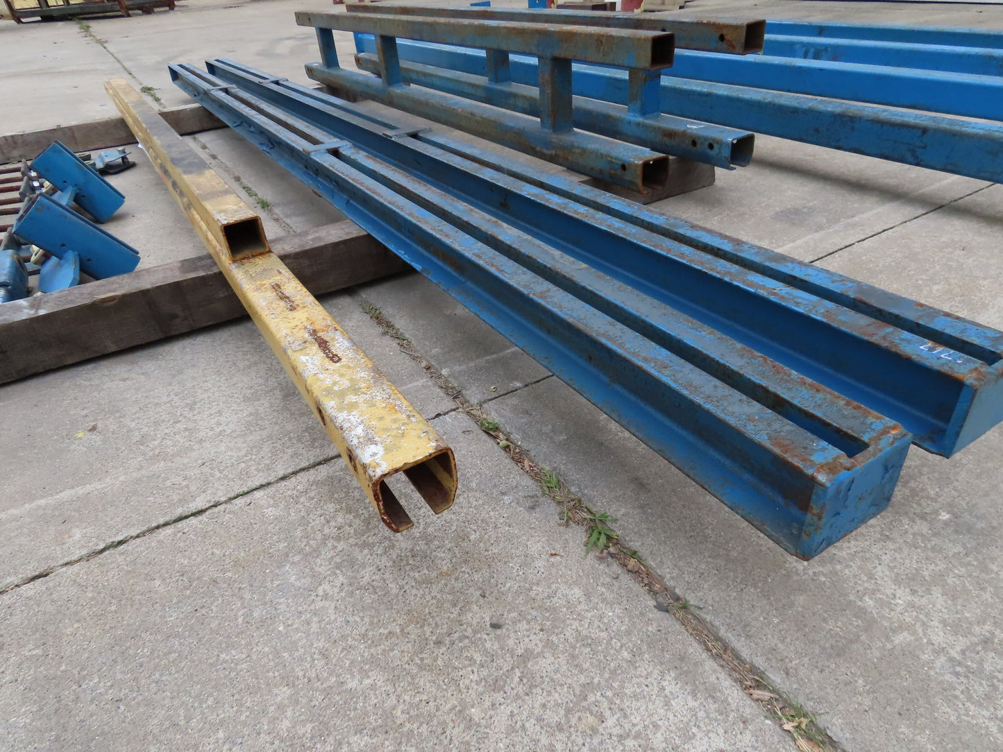Gorbel 1/4 Ton 500 Lb Free Standing Workstation Bridge Crane 8' Span 7' Runway