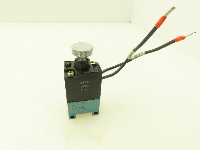 Mac 35A-AAA-DDAA-3BA Pneumatic Air Solenoid Valve 24VDC 3 Way NC 120PSI 1/8" NPT