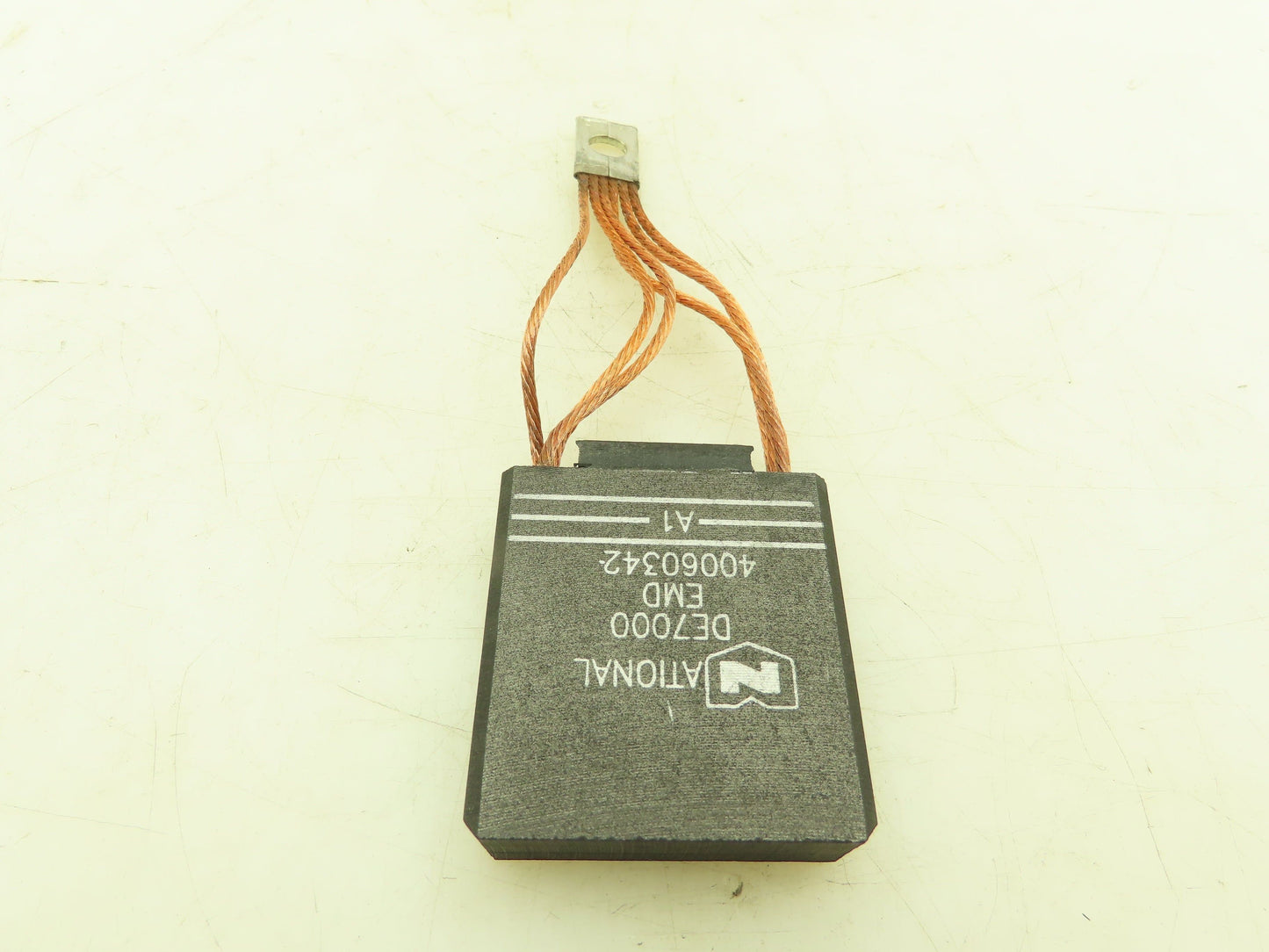 National EMD 40060342 Traction Motor Carbon TM Brush 3-Wafer DE7000  Lot of 4