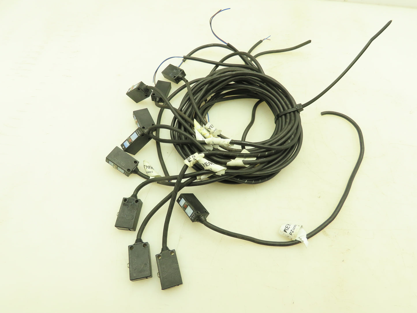 Keyence PZ-51T Photoelectric Sensor Transmitter PZ Series 12-24VDC   Lot of 10