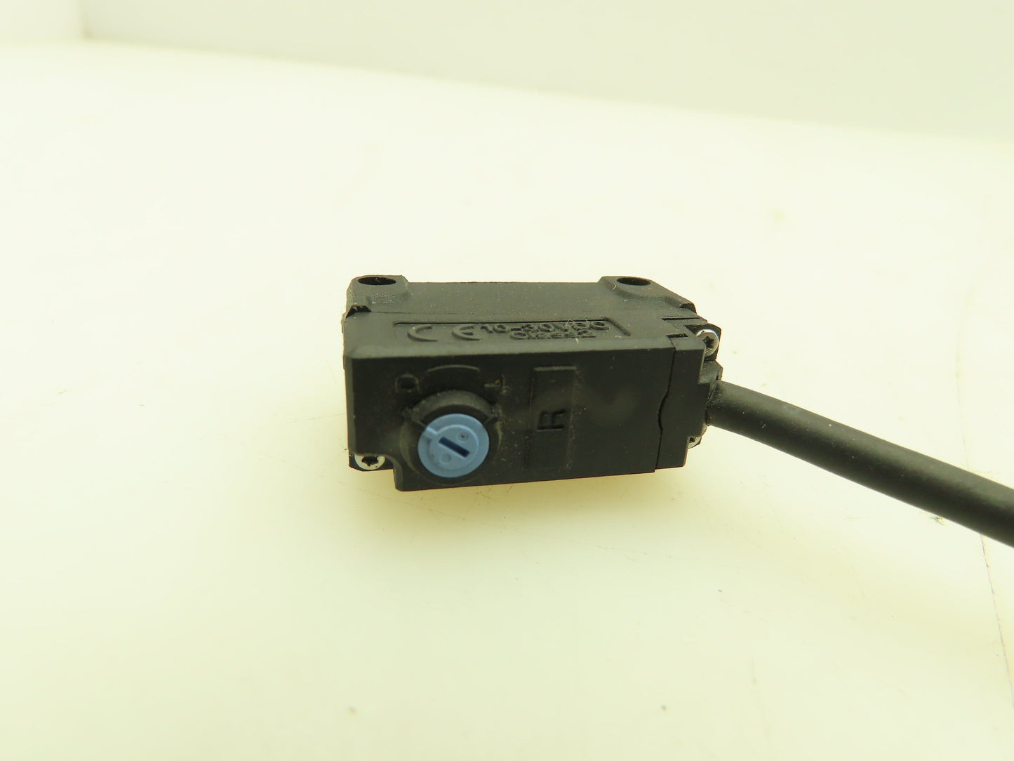 Keyence PZ-G51NR Photoelectric Sensor Receiver 10-30VDC   Lot of 6