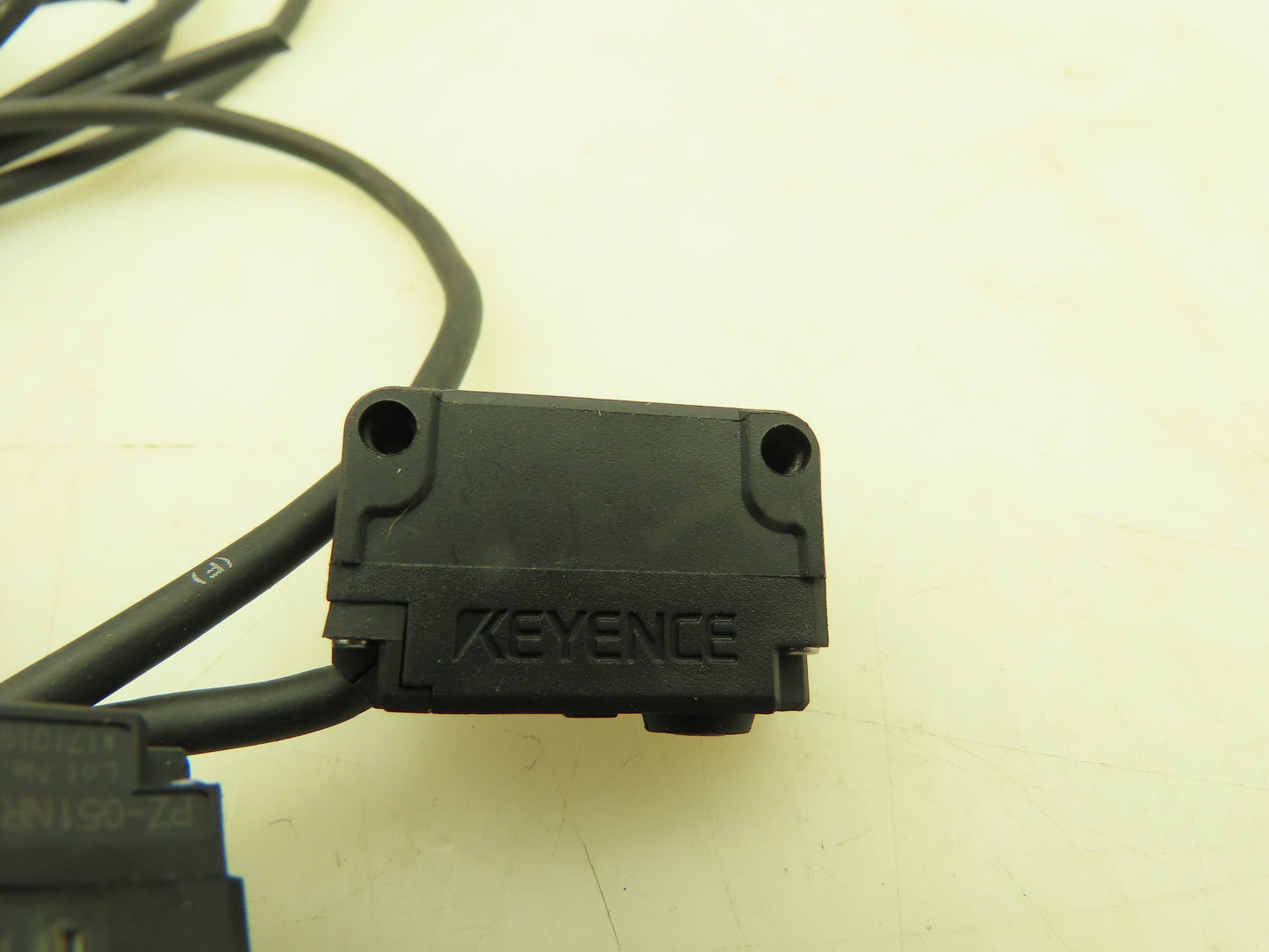 Keyence PZ-G51NR Photoelectric LED Sensor Receiver 10-30VDC   Lot of 6