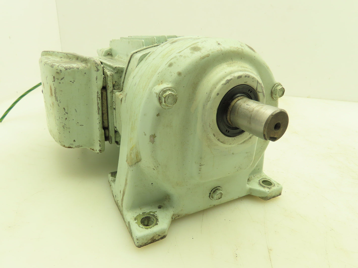 Fuji Electric MGC14A002S030G Parallel Shaft Gearmotor 30:1 200W 220V Brake Motor