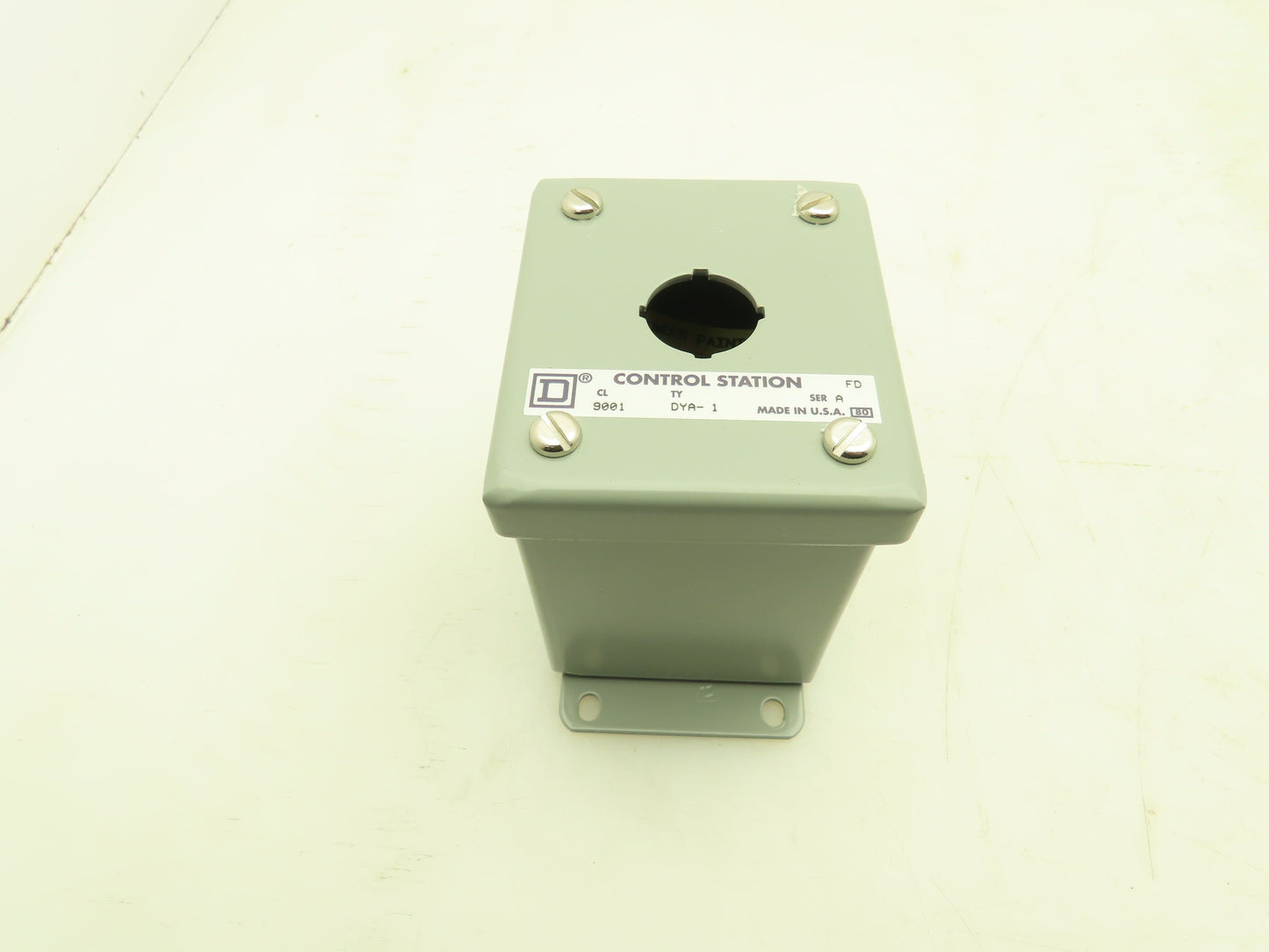 Hoffman E-1PBGX Control Station Steel Enclosure 1-Hole 22.5mm