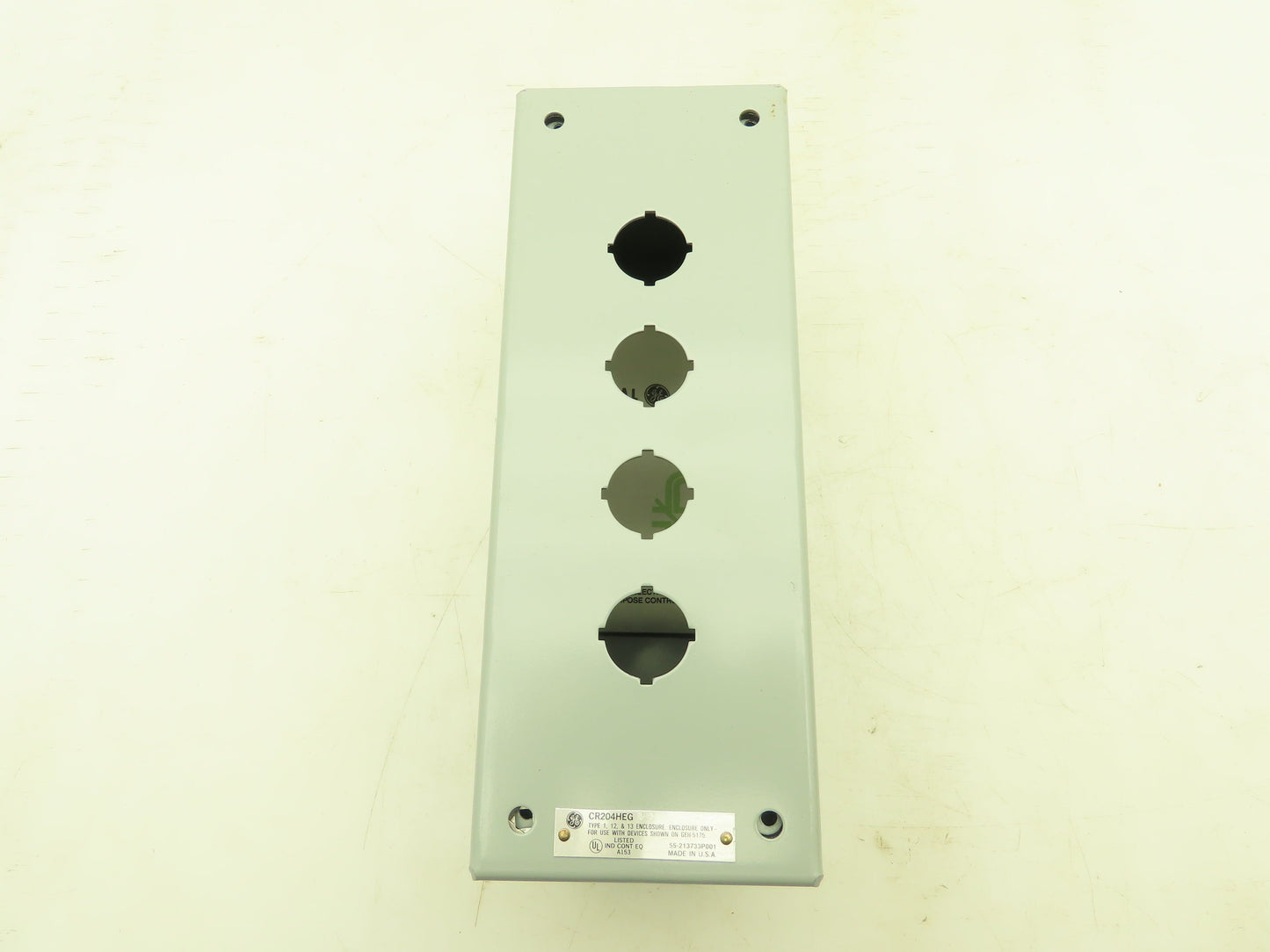 GE CR204HEG14 Steel Enclosure 4-Hole Control Station 22.5mm Pushbutton Gray