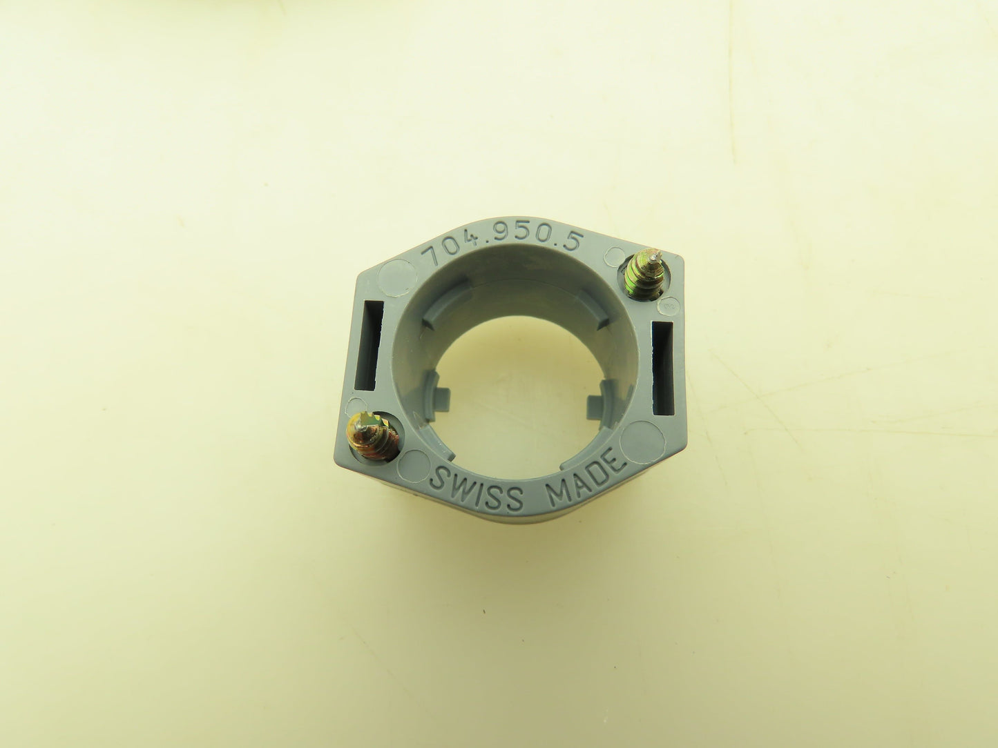 EAO 704.114.0  3-Position Keyed Selector Switch 22.5mm  Lot of 5