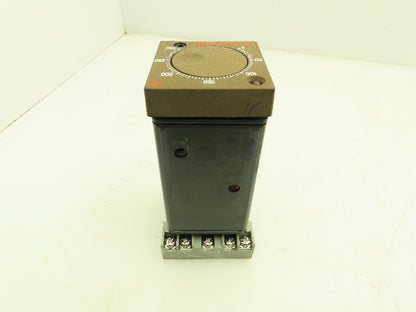 Omega 6102-J-0/300C Temperature Controller w/Base 0-300° C 230V 10A 6100 Series