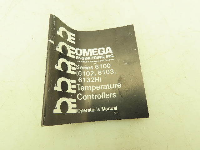 Omega 6102-J-0/300C Temperature Controller w/Base 0-300° C 230V 10A 6100 Series