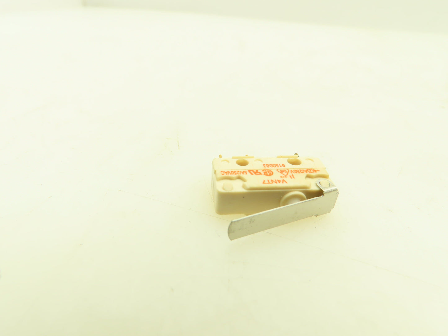 Burgess V4NT7 Snap-Action Microswitch Lever Switch 5A 250V   Lot of 4