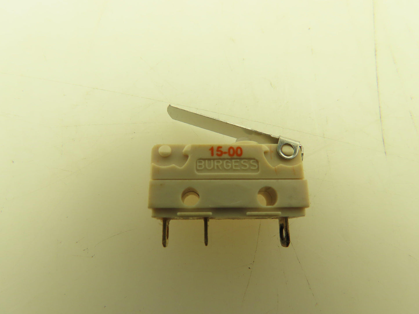 Burgess V4NT7 Snap-Action Microswitch Lever Switch 5A 250V   Lot of 4