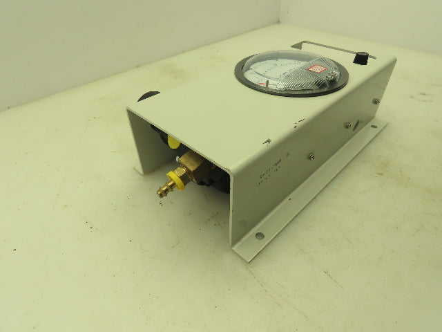 Honeywell Dwyer Fairchild Magnehelic Pressure Gauge Regulator Assembly 0-15 WC