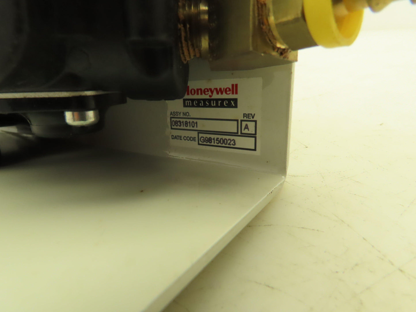 Honeywell Dwyer Fairchild Magnehelic Pressure Gauge Regulator Assembly 0-15 WC