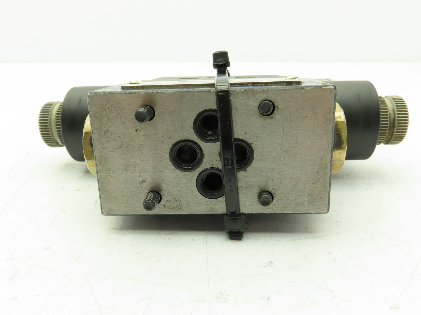 Atos DHU-0710/18 Hydraulic Directional Control Solenoid Stack Valve 3-Pos 110VDC