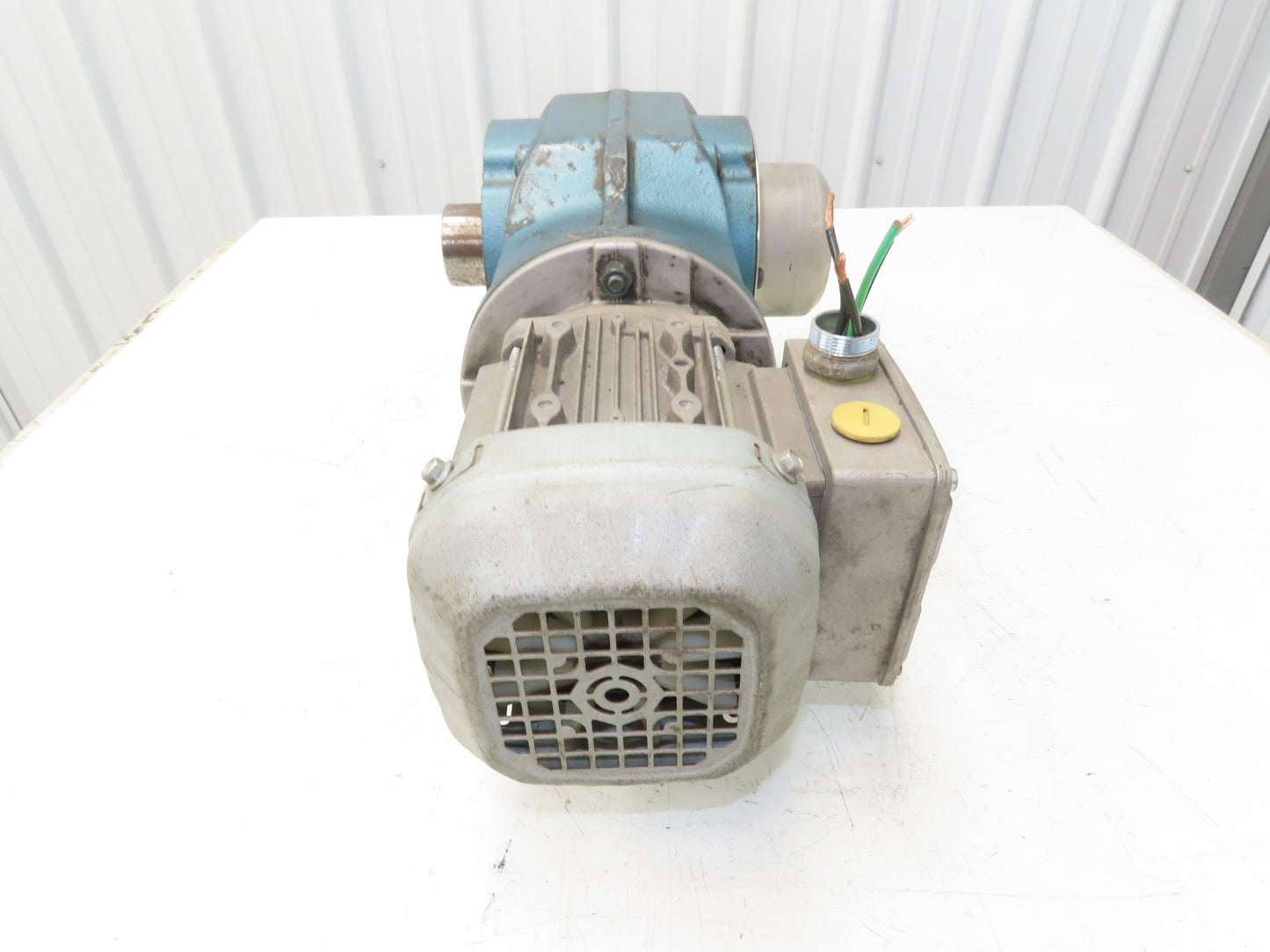 Sew Eurodrive KT57TDT71D6 Helical Gearmotor .33Hp 1100 RPM 460V 3PH 145:1 Ratio