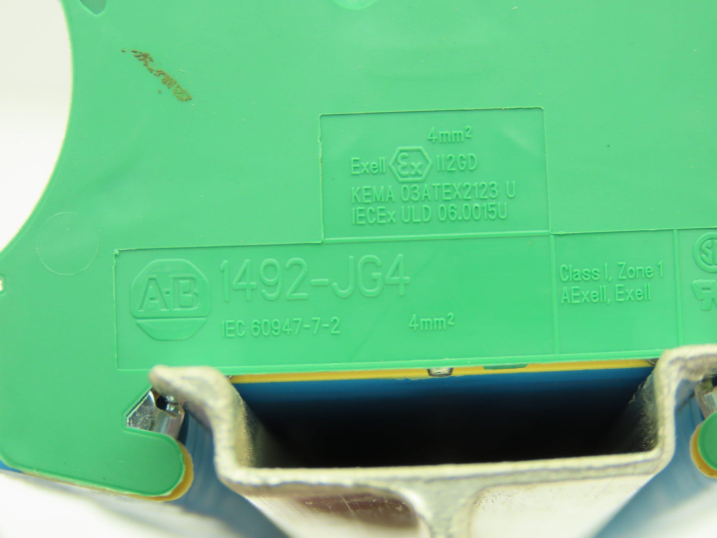 Allen Bradley 1492-J4 Blue Wire Terminal Block Lot of 63