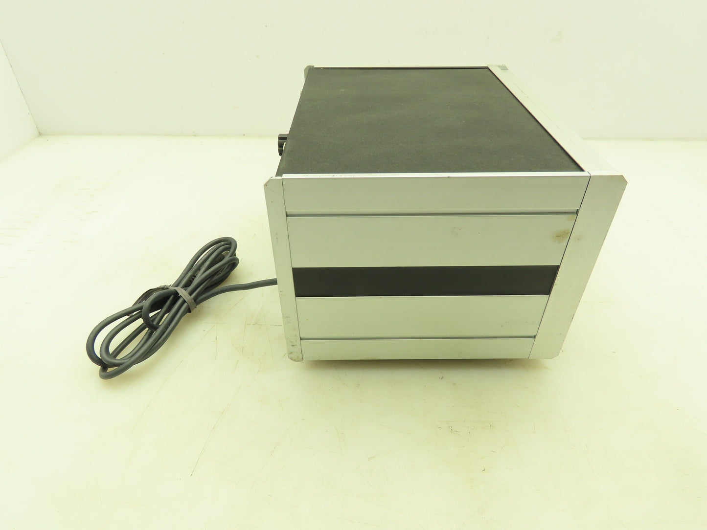 Scientech 36-5002T2 Power And Energy Meter 365 Display 220V 0.5A 60Hz