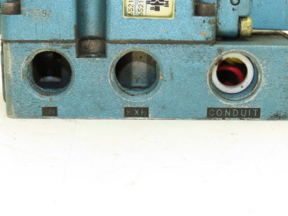 MAC 6521B-211-PM-111DA Pneumatic Double Solenoid Valve 4/2-Pos 120V w/Sub-Base