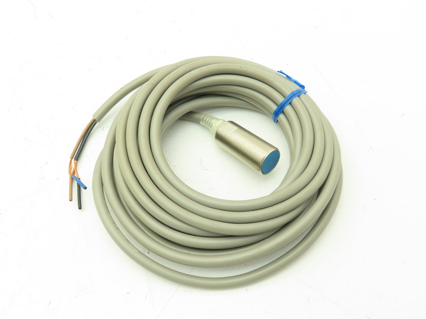 Yamatake FL7M-5D6-L5 Proximity Sensor 12/24VDC