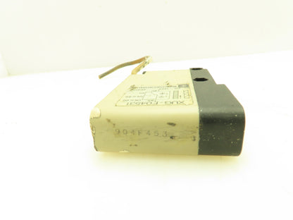 Telemecanique XUG-F04531 Photoelectric Sensor 120V Photo Switch Relay Lot of 4