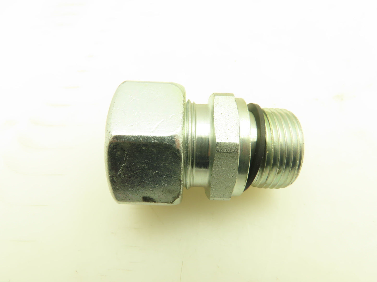 Parker EO 22-L Metric Tube  Adapter 22mm x 3/4-12 BSPP Male O-Ring  Lot of 10