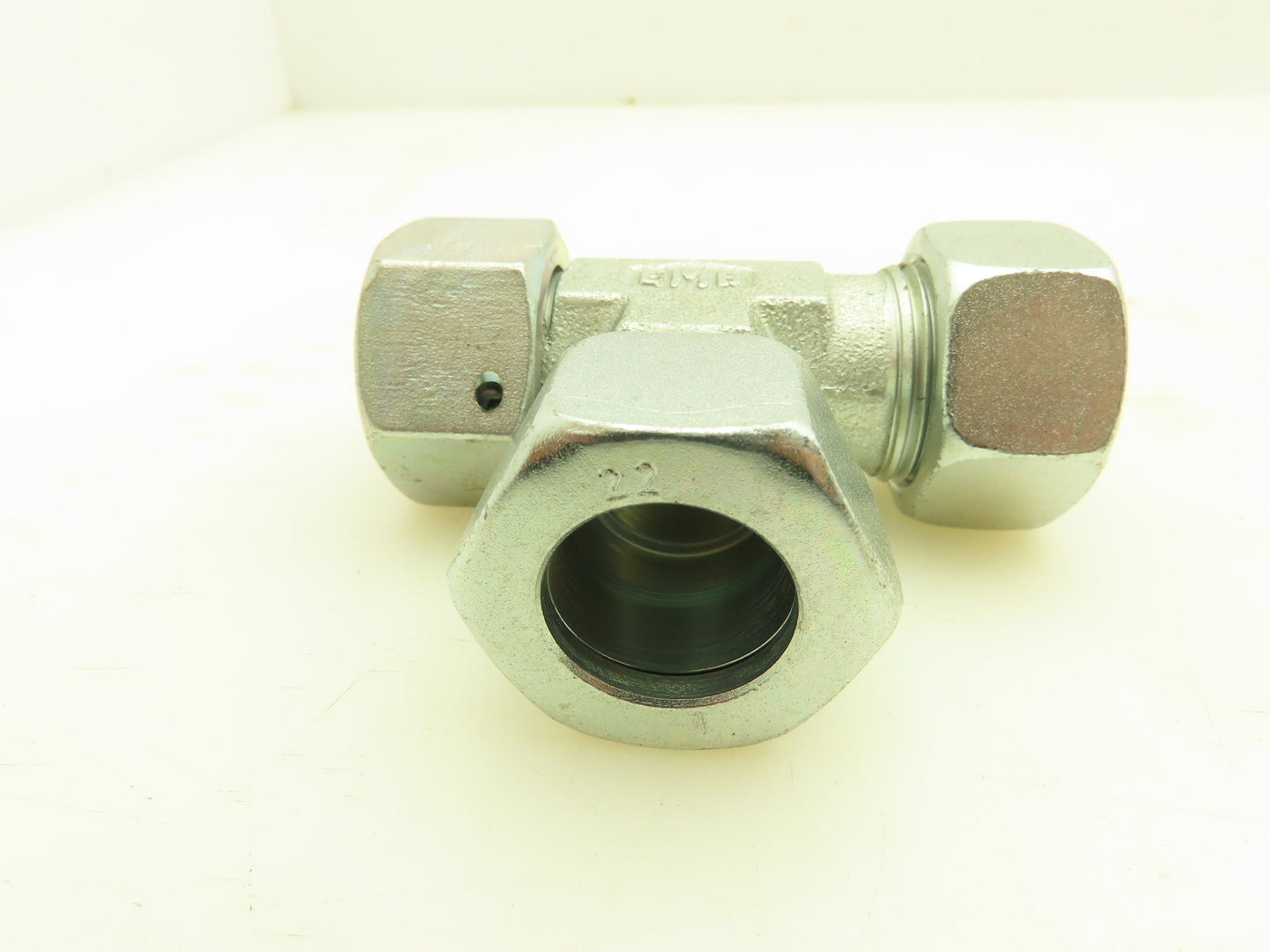 Parker Ermeto EL22LOMD Metric EO 24° Swivel Nut Run Tee 22mm Tube x M30 Lot of 5