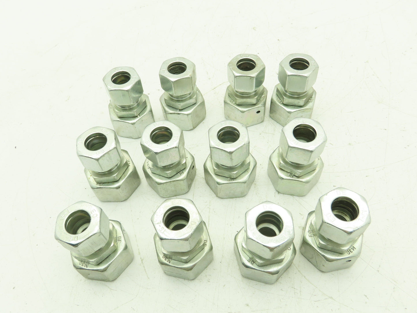 Parker 15-L EO 24° Metric Reducer 15mm Tube x M30 Swivel O-Ring  Lot of 12