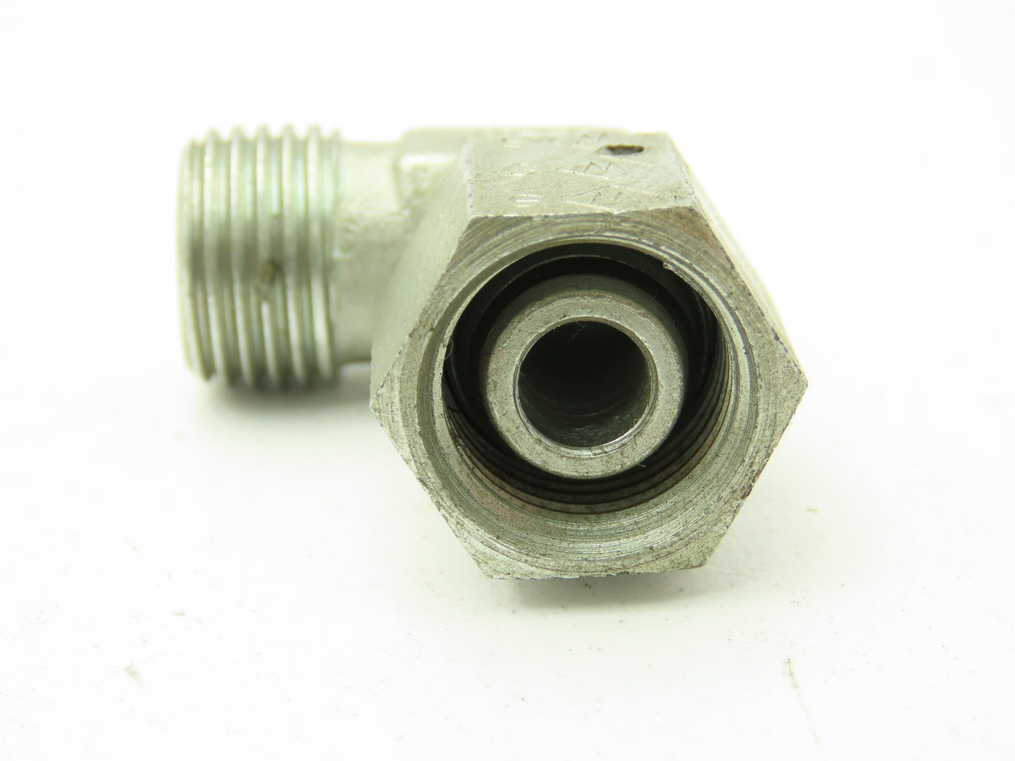 Eaton EW10L EO 90° Elbow Swivel Nut 10mm Tube x M16 Thread  Lot of 10