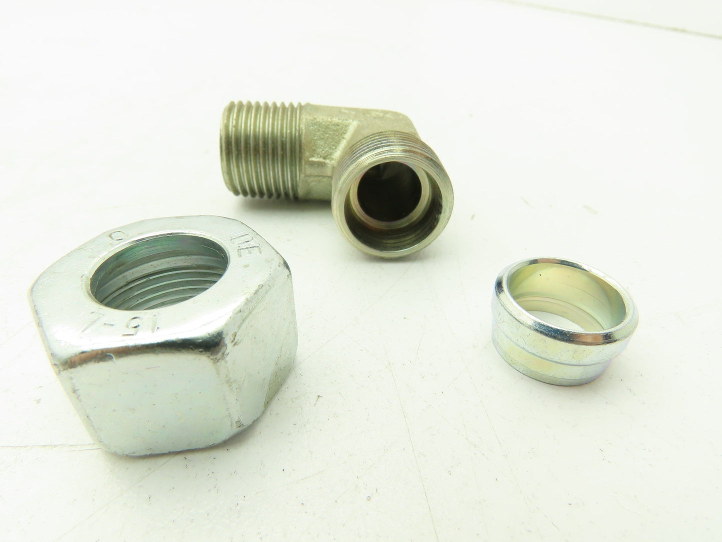 Parker WE15L1/2NPT EO 24° Male Stud Connector 15mm Tube x 1/2" NPT Lot of 7